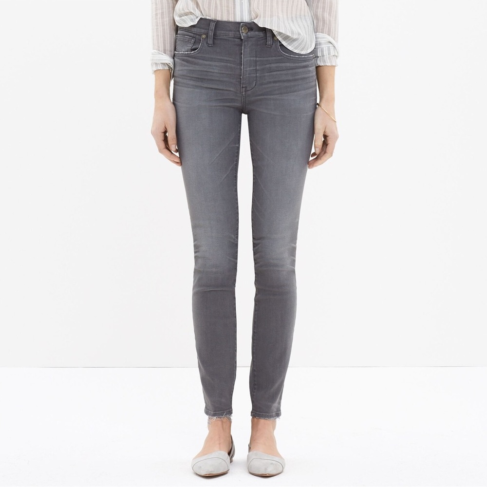 Madewell gray skinny 10 inch high-rise in a size 28